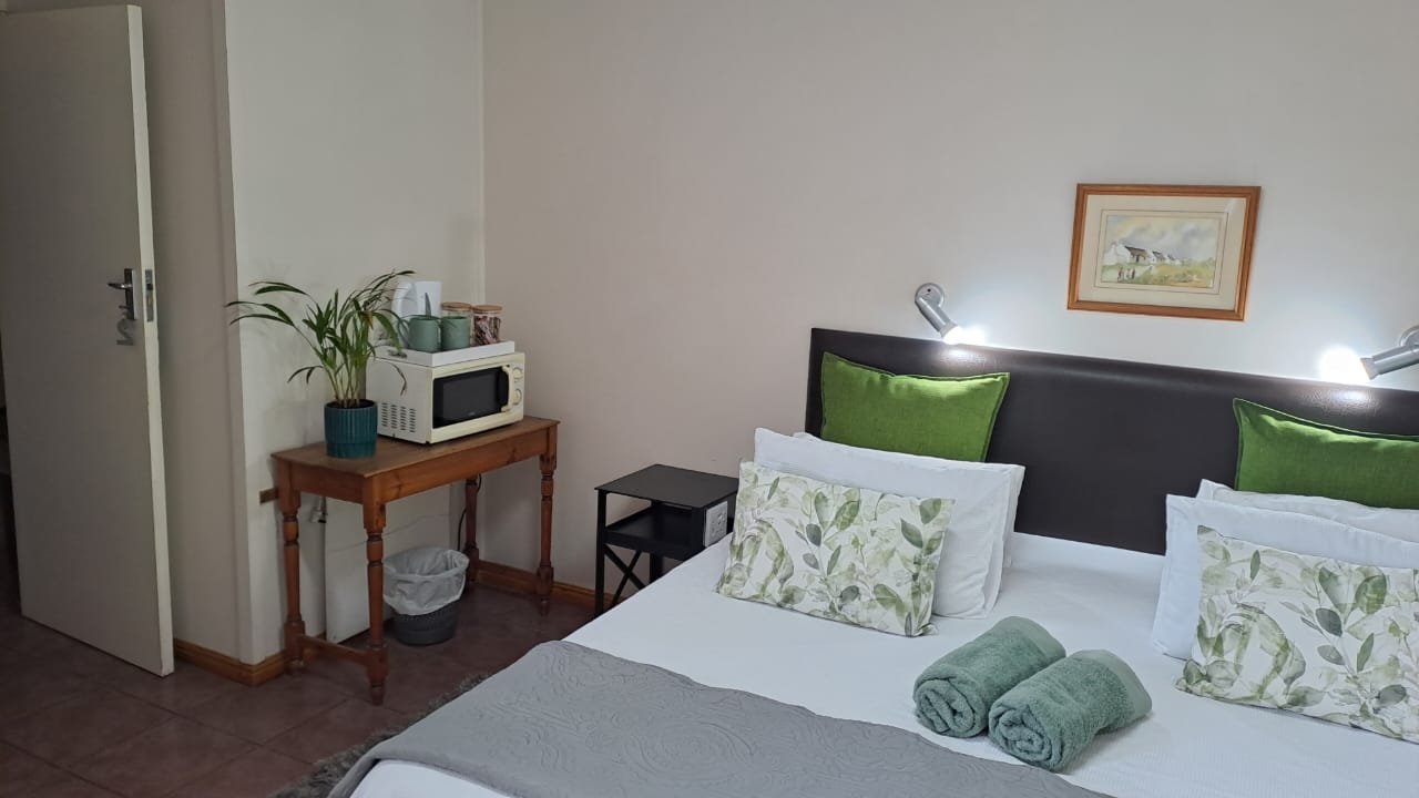 Guest room bed